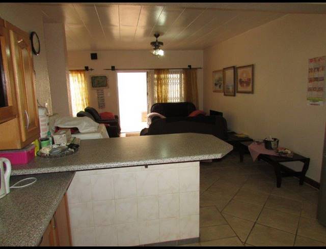 3 BEDROOM DUPLEX FOR SALE IN ST MICHAELS ON SEA